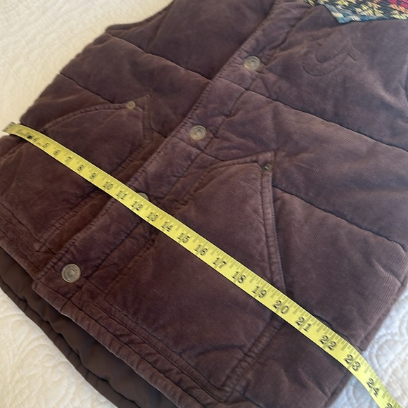 True Religion Aztec Puffer Vest Serape Yoke Men XL/TG Cotton Corduroy Brown Boho - Picture 11 of 16